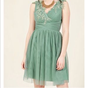 Lace Emerald Cocktail Dress